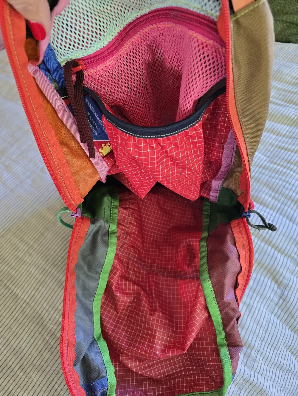 Cotopaxi Batac 16 Lightweight Hiking Backpack Multicolor 16L Nylon Colorblock - Picture 4 of 6